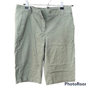 New York & Company Army Green Size 4 Shorts, Longer